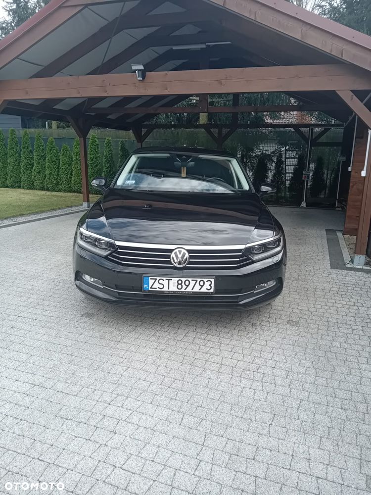 Volkswagen Passat 1.5 TSI EVO Comfortline - 1