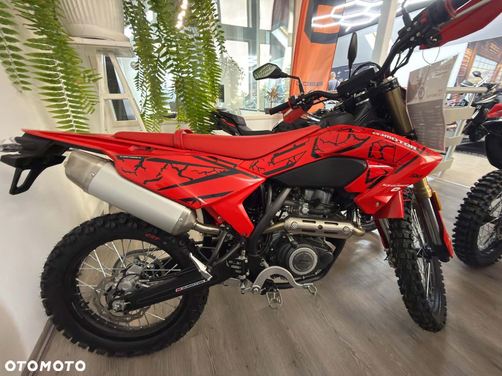 QJMOTOR COV 125X - 7