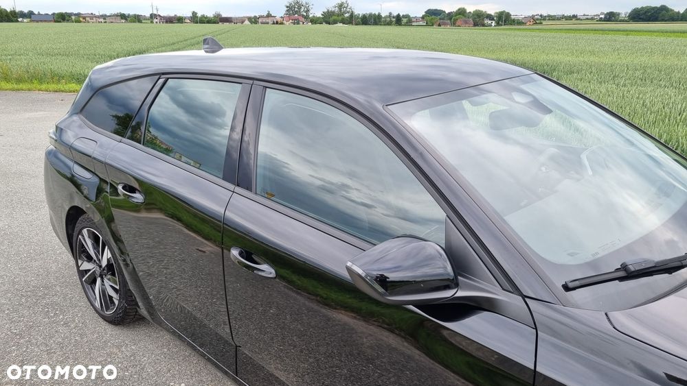 Peugeot 308 180 e-EAT8 GT - 26