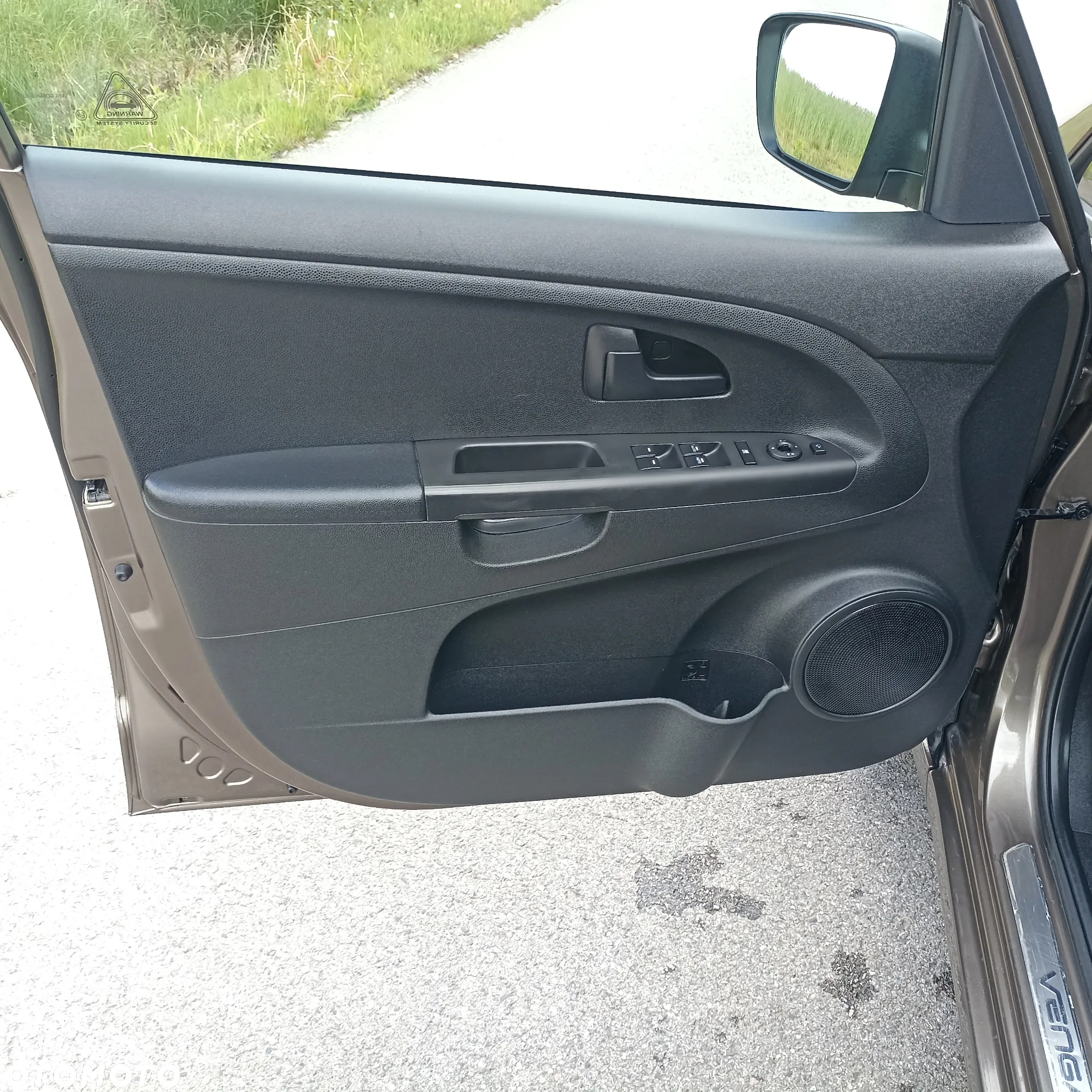 Kia Venga 1.6 CRDi 128 Titanium Collection - 9