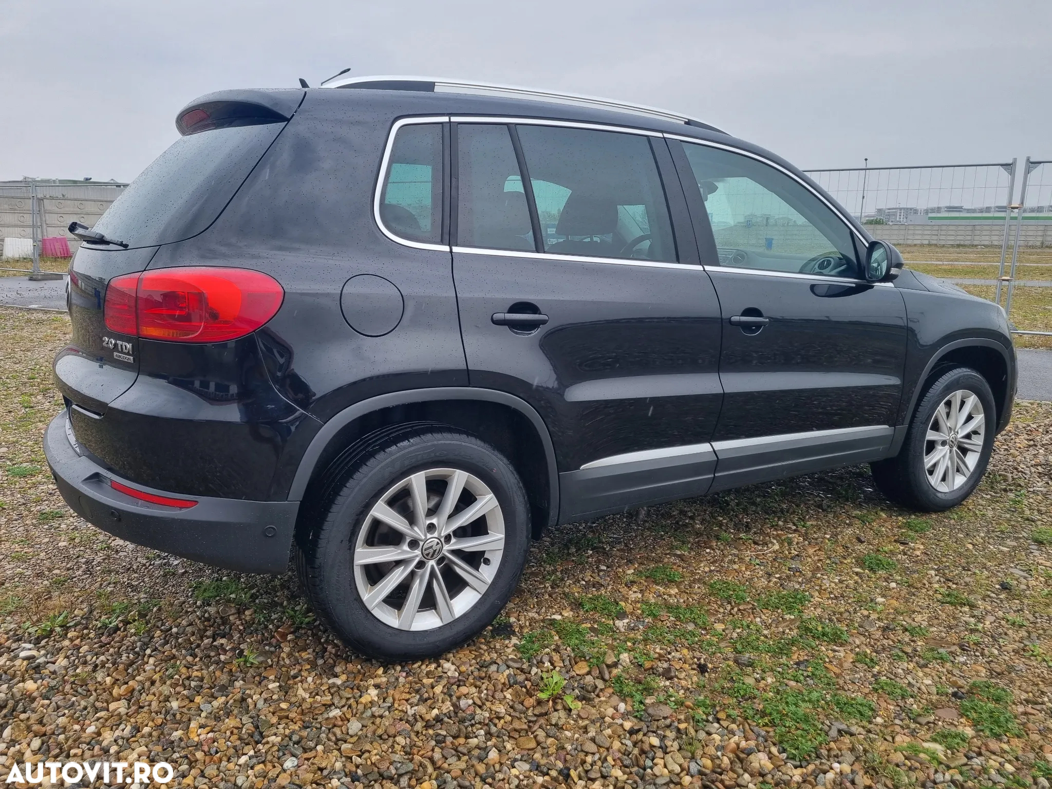 Volkswagen Tiguan 2.0 TDI DPF 4Motion BlueMotion Technology Sport & Style - 10