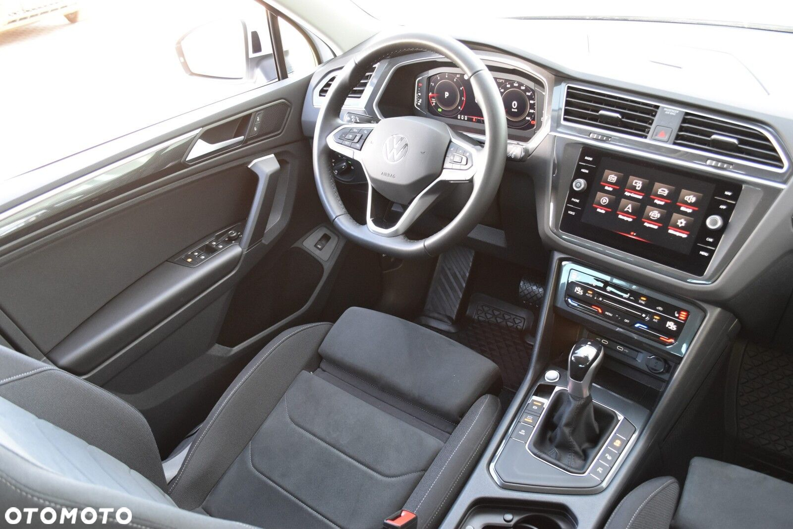 Volkswagen Tiguan - 9