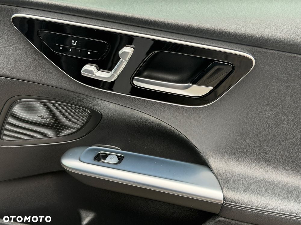 Mercedes-Benz Klasa C 200 9G-TRONIC - 7