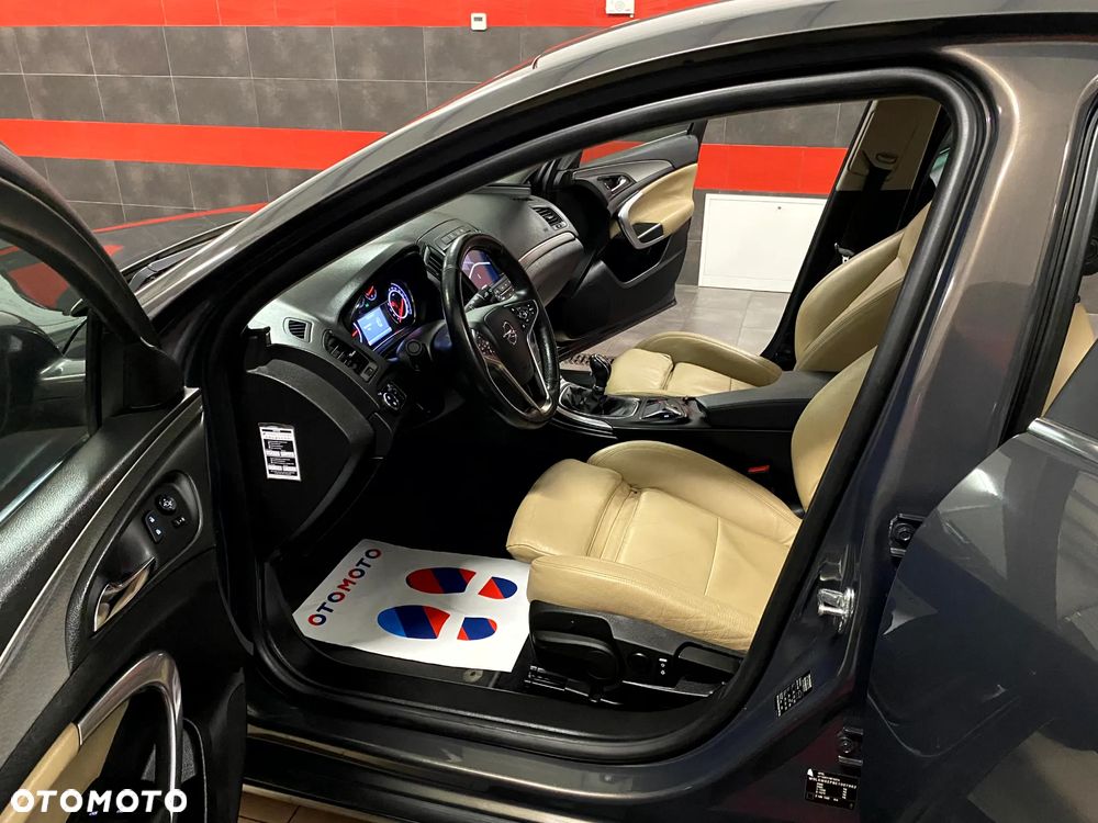 Opel Insignia 1.4 T Cosmo S&S - 17