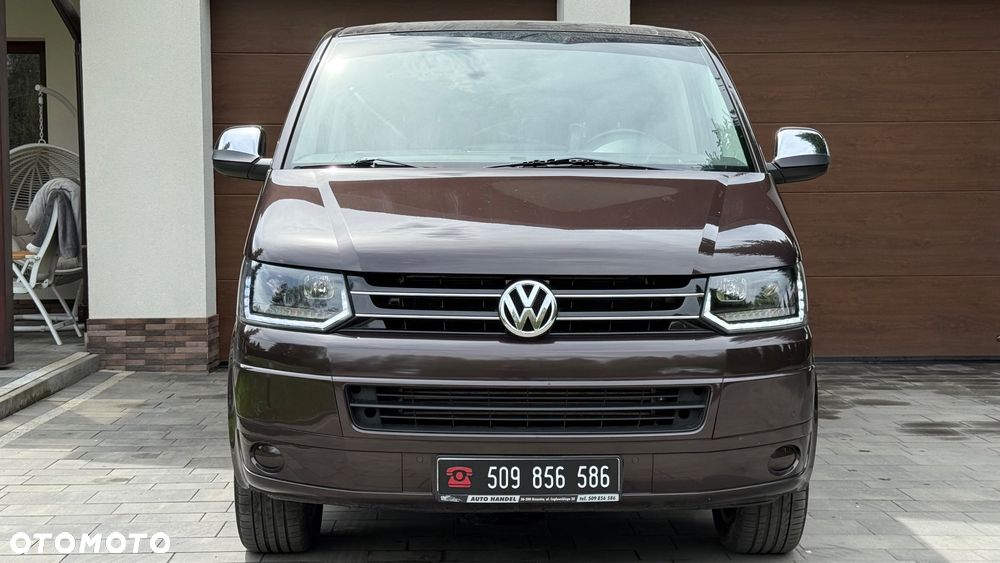 Volkswagen Multivan - 12