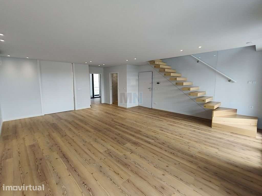 T4 de Luxo a Estrear na Solum – O Topo do Conforto em Coimbra - Grande imagem: 2/40