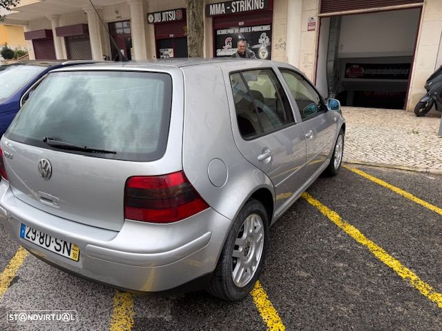VW Golf 1.4i 25 Anos - 11