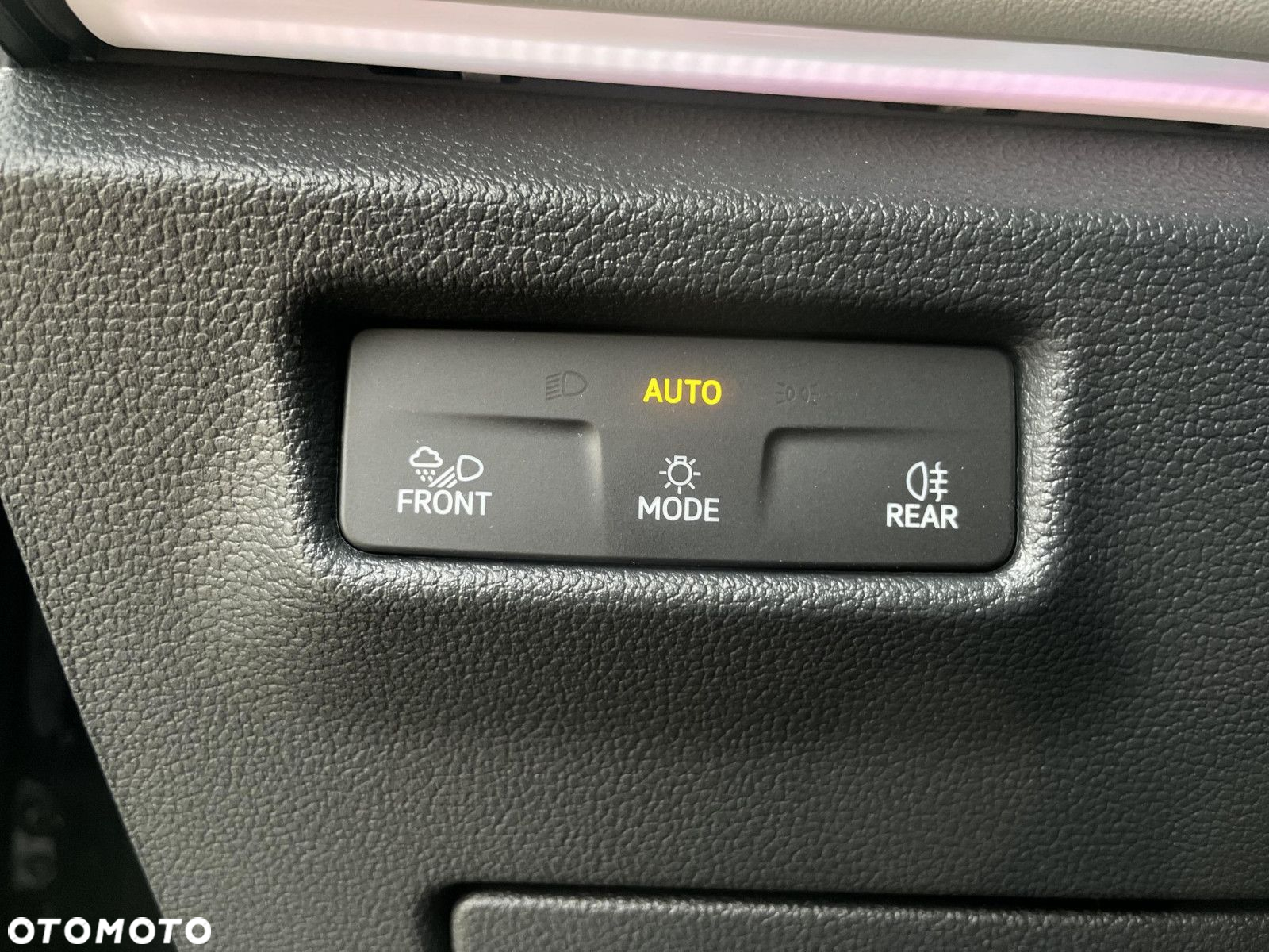 Volkswagen Tiguan - 27