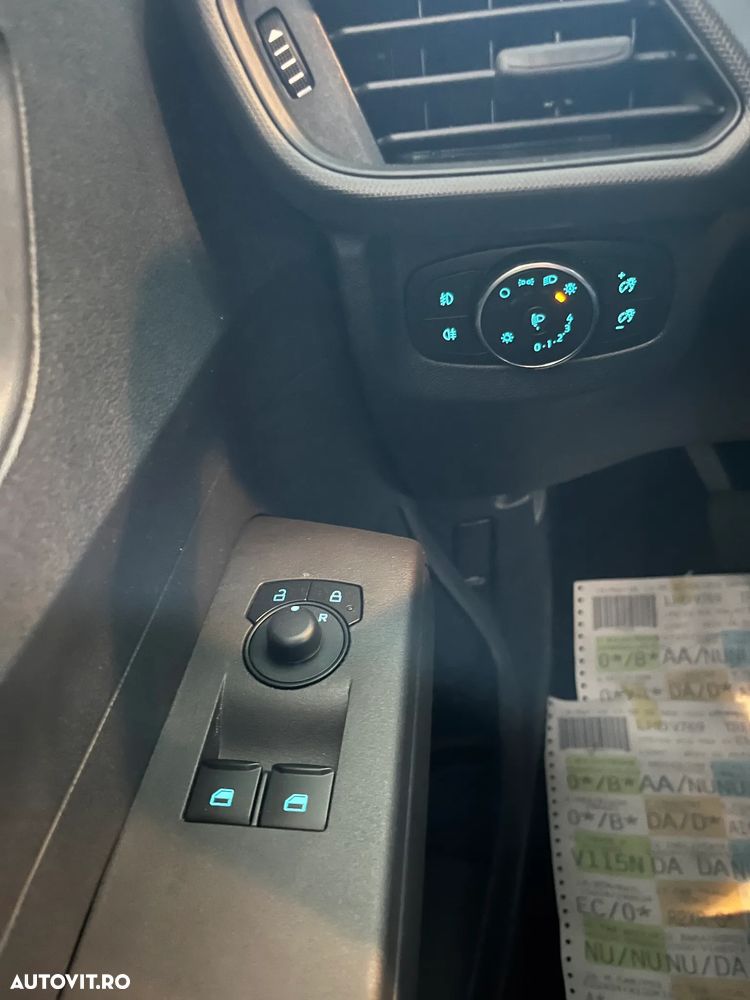 Ford Courier - 15