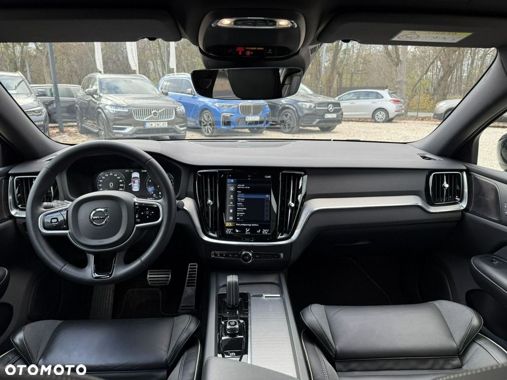 Volvo S60 B4 B R-Design - 25