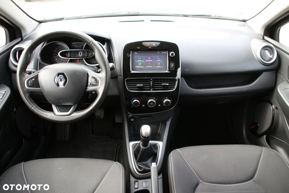 Renault Clio 1.2 16V 75 Limited - 14