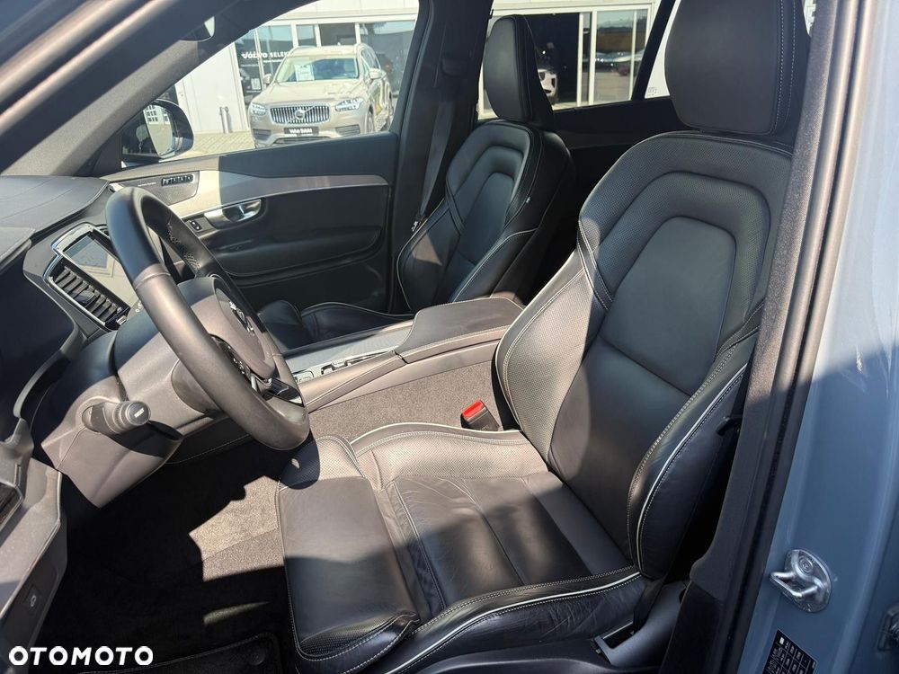 Volvo XC 90 - 12