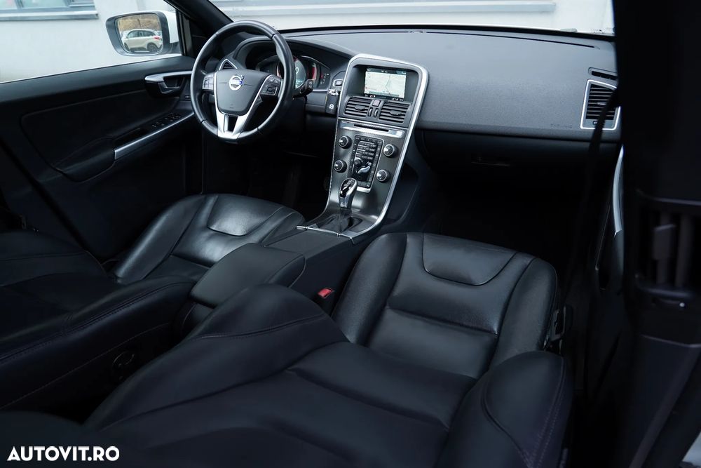 Volvo XC 60 D4 AWD Geartronic Summum - 7