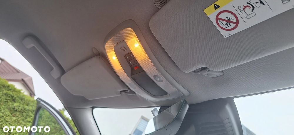 Volvo V60 Cross Country D3 Drive-E Summum - 19