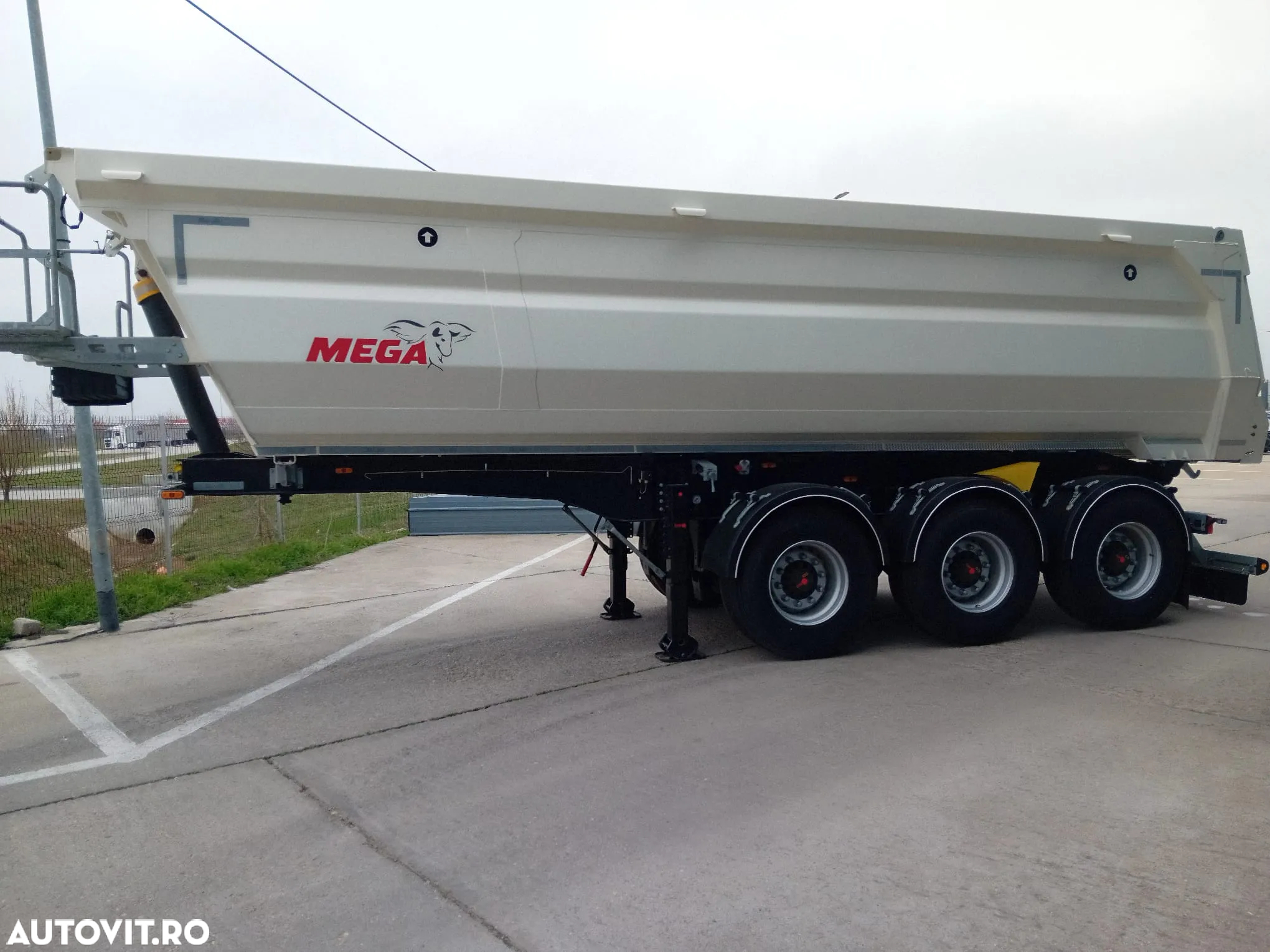 Mega 28m3 BASCULABILA,BALAST,HARDOX–NOUA/TOP! - 9