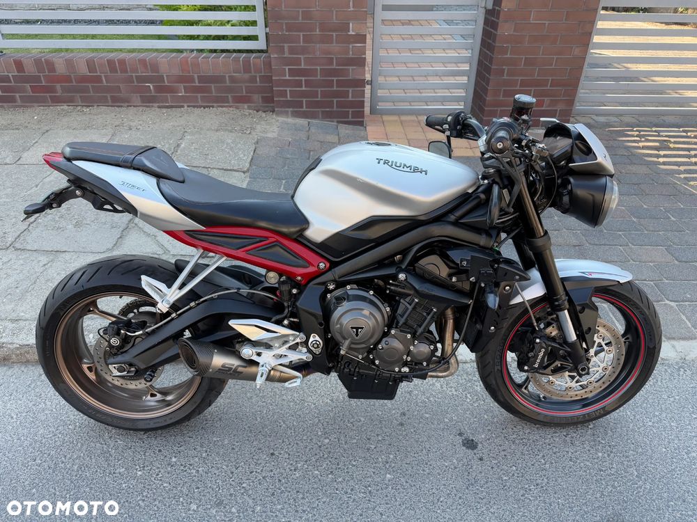 Triumph Street Triple - 3
