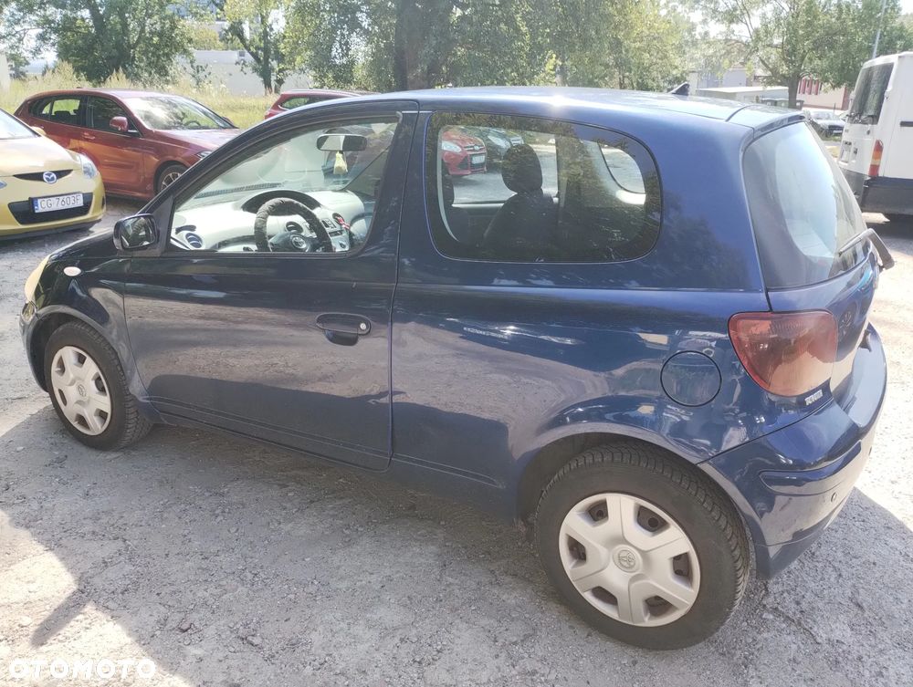 Toyota Yaris 1.4 D-4D Base - 4