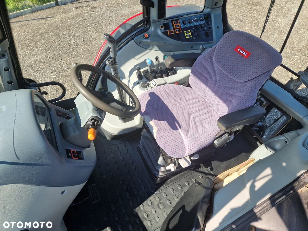 Valtra N143 HiTech - 14