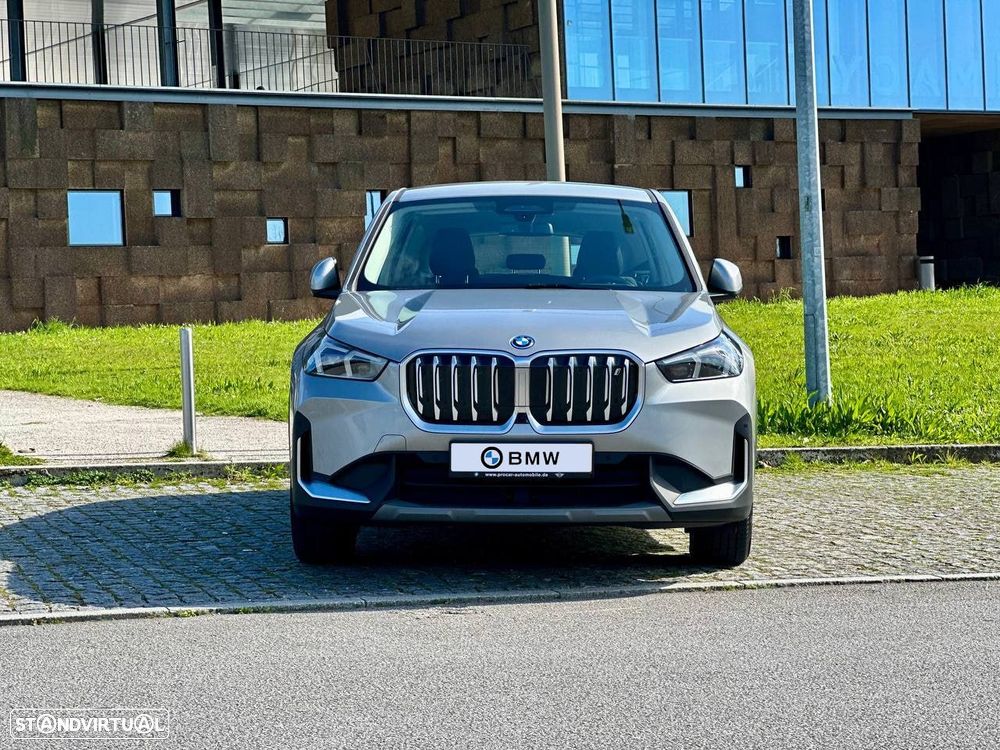 BMW iX1 xDrive30 xLine - 1