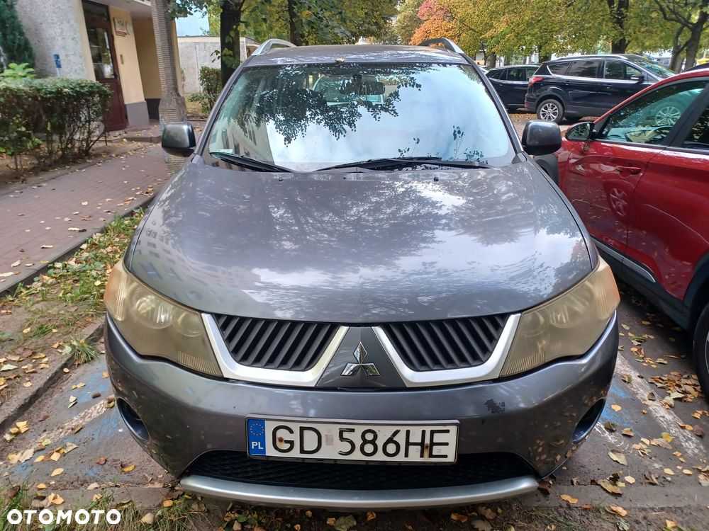 Mitsubishi Outlander - 9