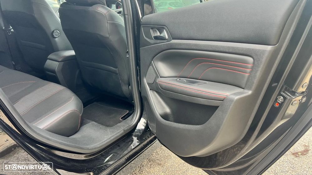 Peugeot 308 PureTech 130 EAT6 Stop & Start GT-Line Edition - 28