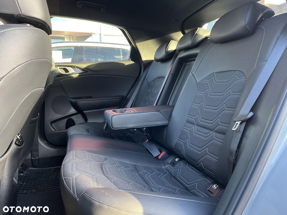 Kia XCeed 1.6 T-GDI Tribute DCT - 17