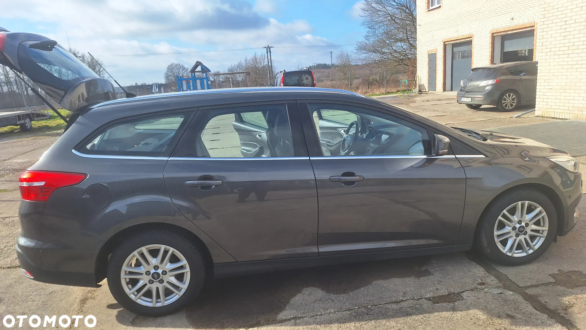 Ford Focus 2.0 EcoBlue Start-Stopp-System TITANIUM - 13