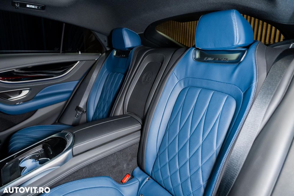 Mercedes-Benz AMG - 32