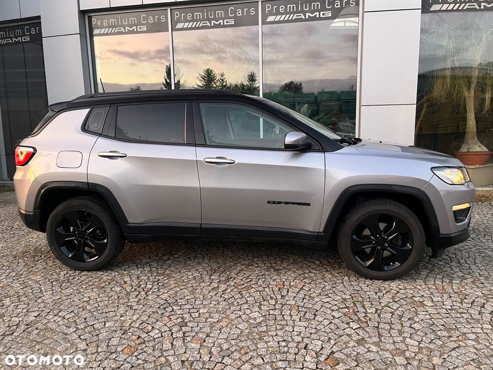 Jeep Compass 1.4 TMair Night Eagle FWD S&S - 2