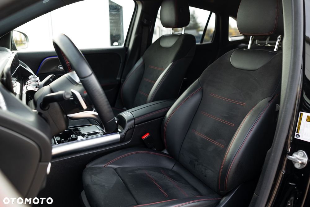 Mercedes-Benz GLA 250 8G-DCT AMG Line - 28