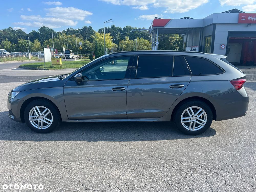 Skoda Octavia 2.0 TDI Selection DSG - 8