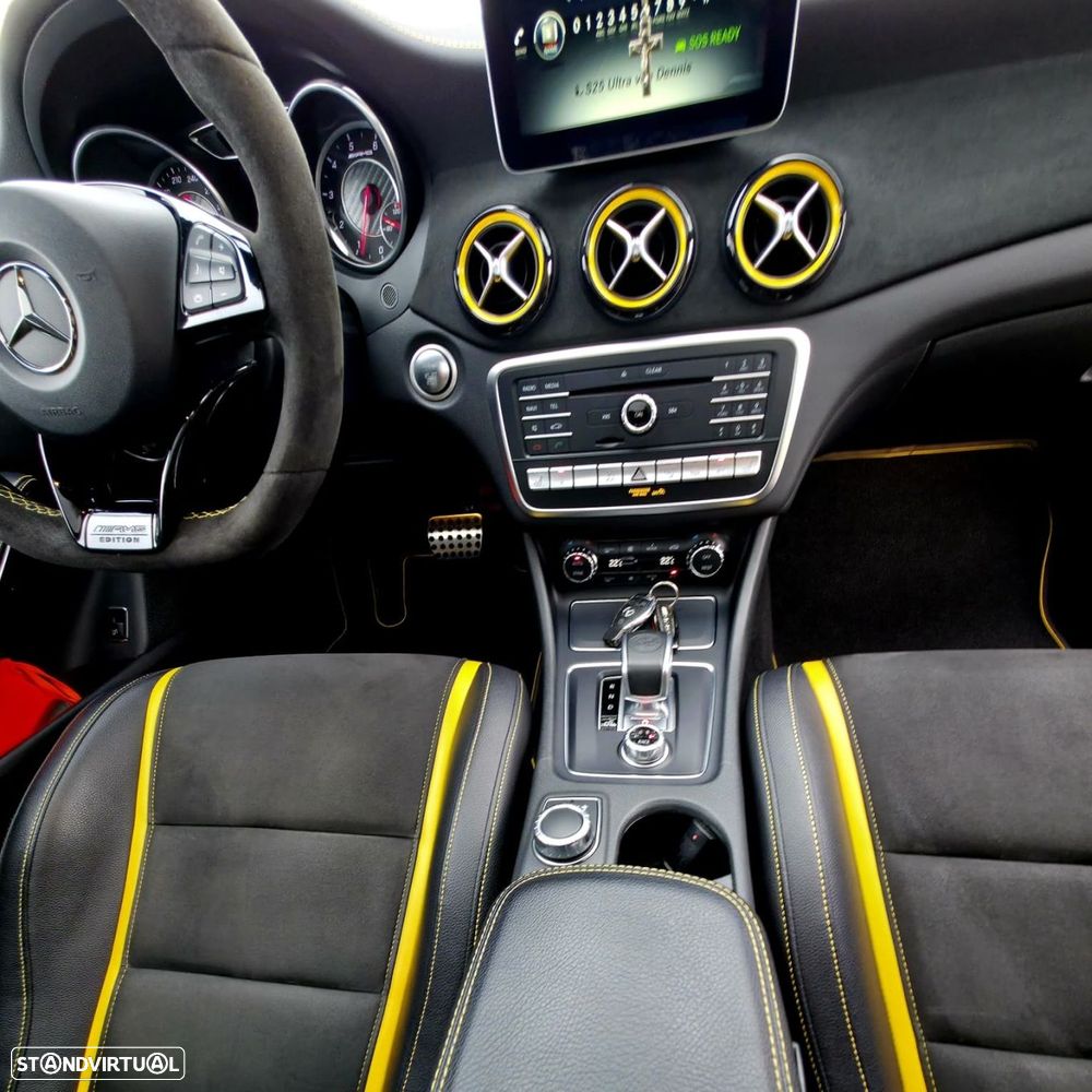 Mercedes-Benz CLA 45 AMG - 16