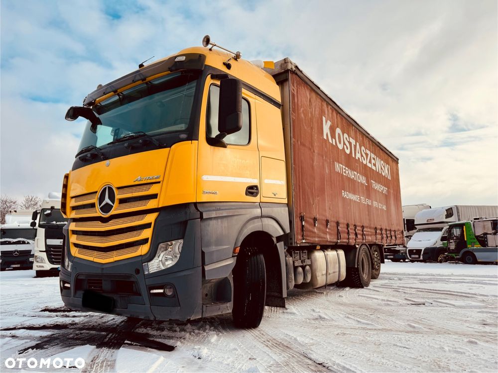 Mercedes-Benz Actros - 1
