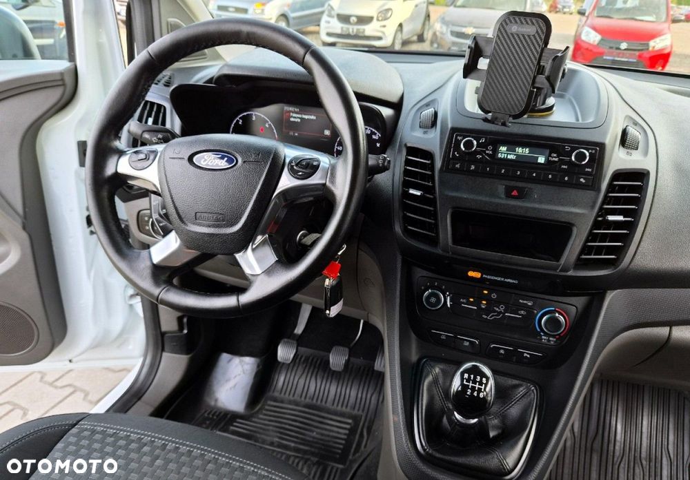 Ford Transit Connect - 29