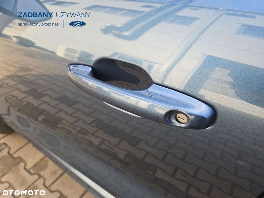 Ford Kuga - 11
