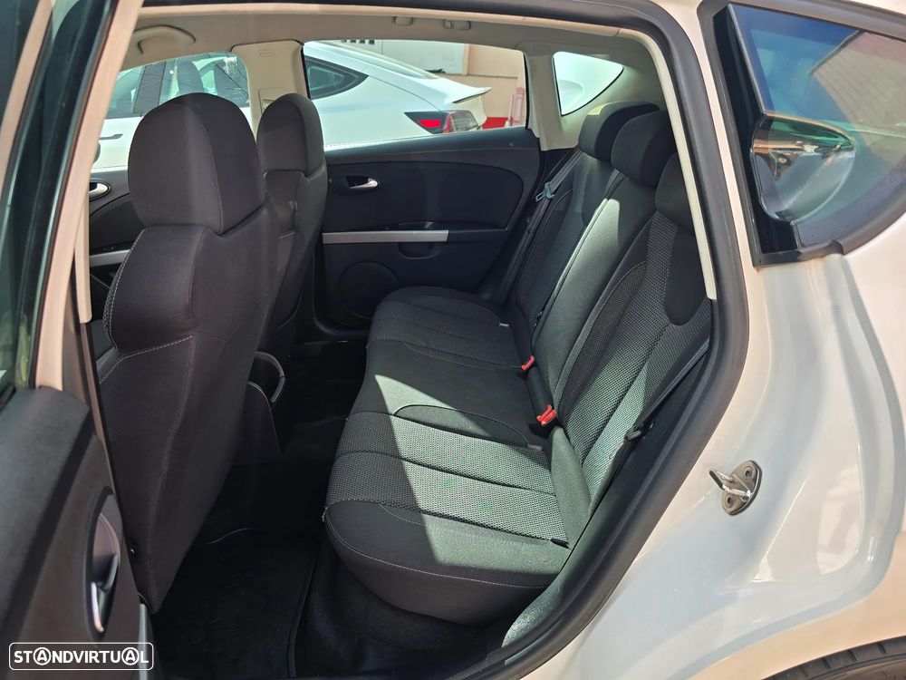 SEAT Leon 1.6 TDI Sport - 16