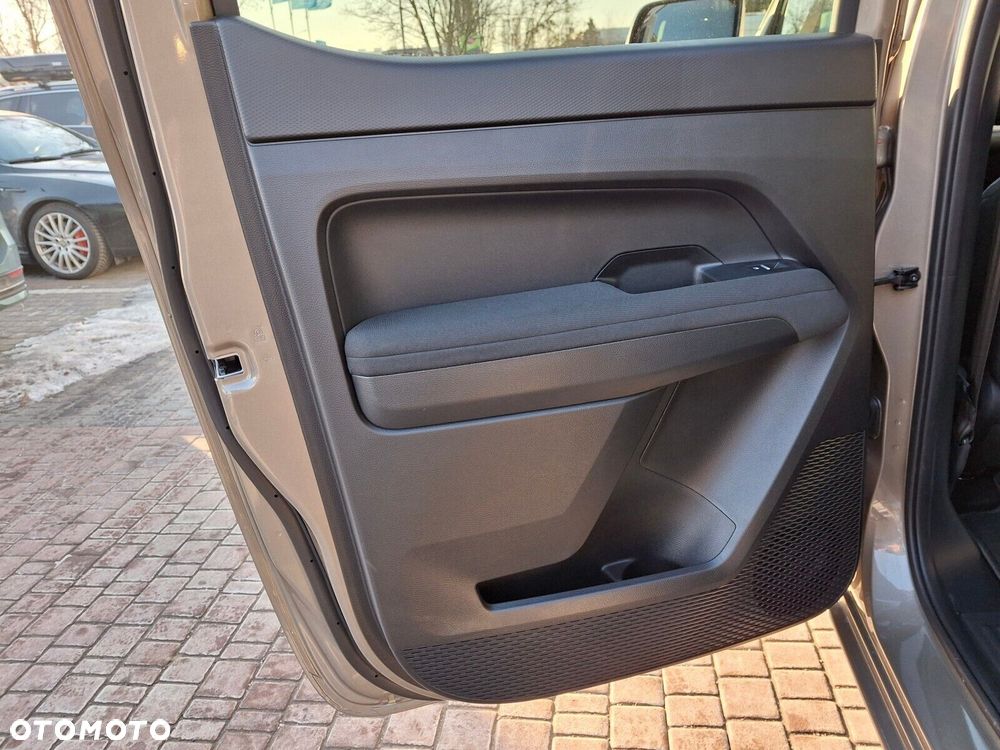 Volkswagen Amarok 2.0 TDi 4MOTION Life - 31