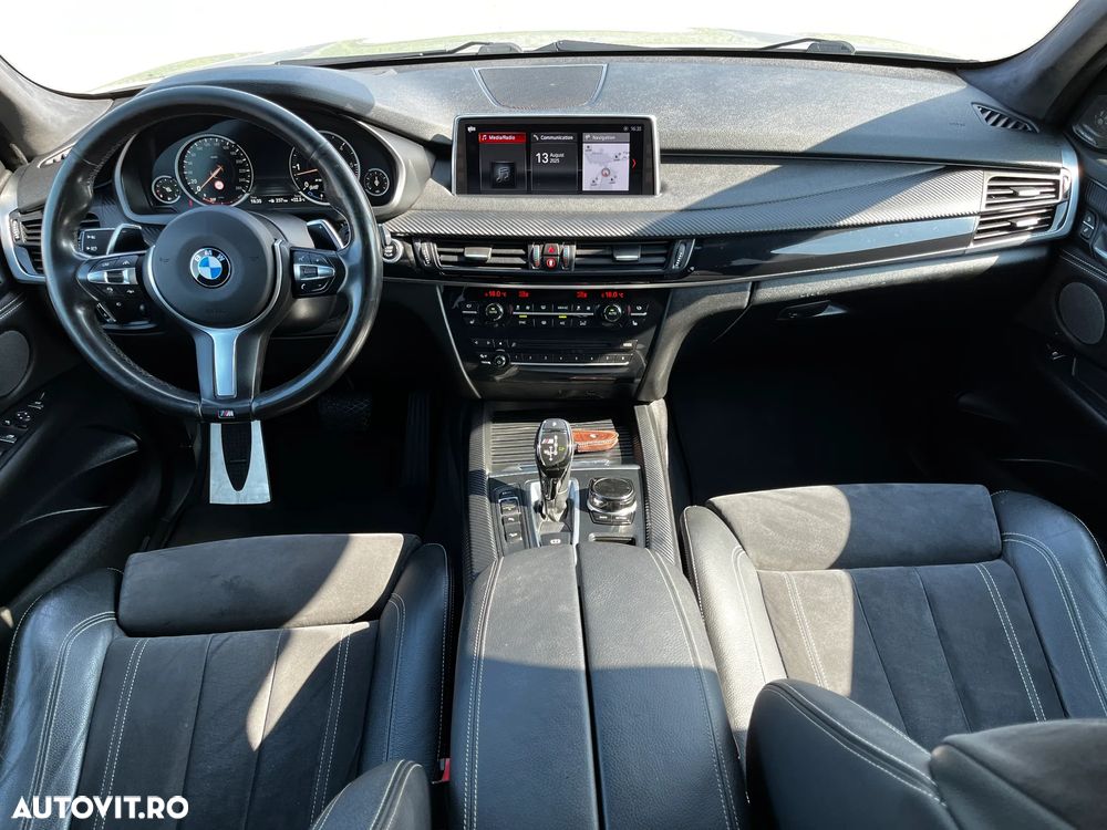 BMW X5 M M50d - 11