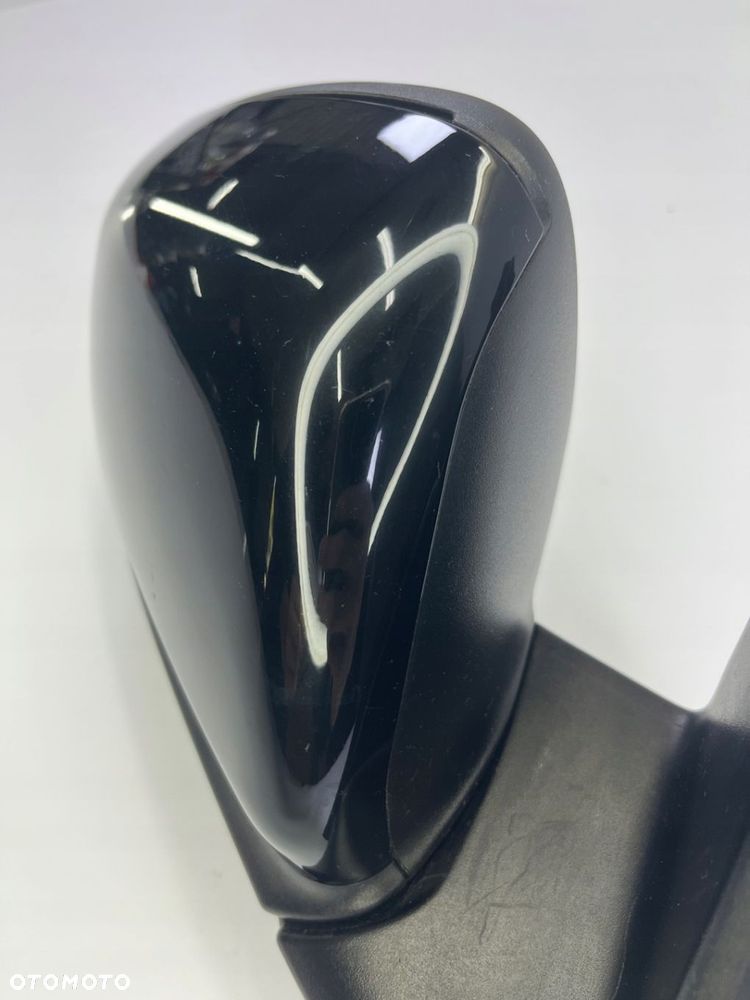 LUSTERKO PRAWE EUROPA BMW X1 F48 2017 5 PIN 668/9 SCHWARZ II - 5