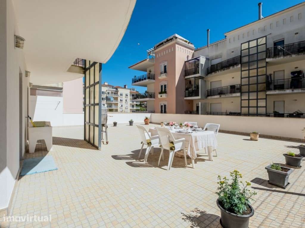 Apartamento T2 com terraço de uso exclusivo - Grande imagem: 4/28