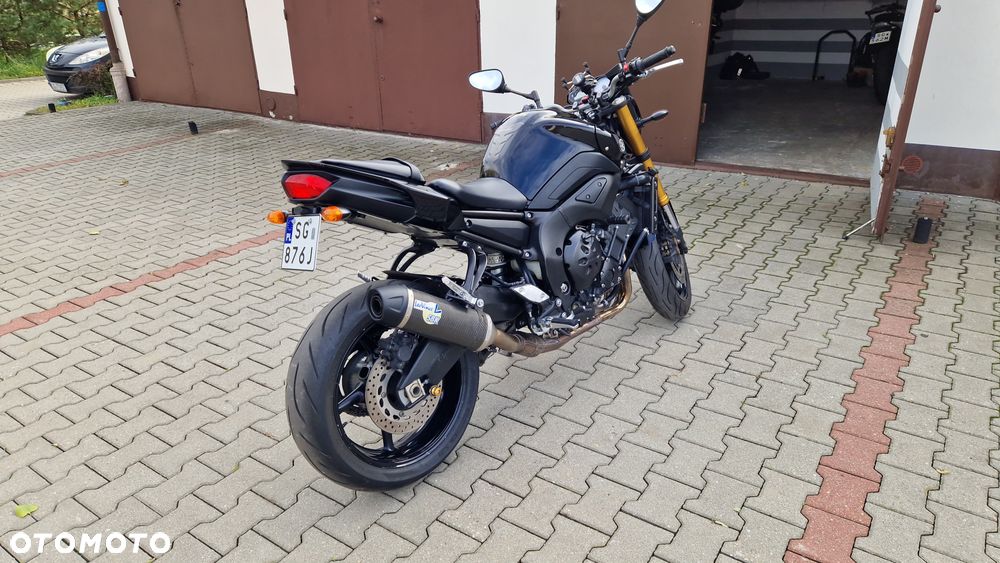 Yamaha FZ8 - 3