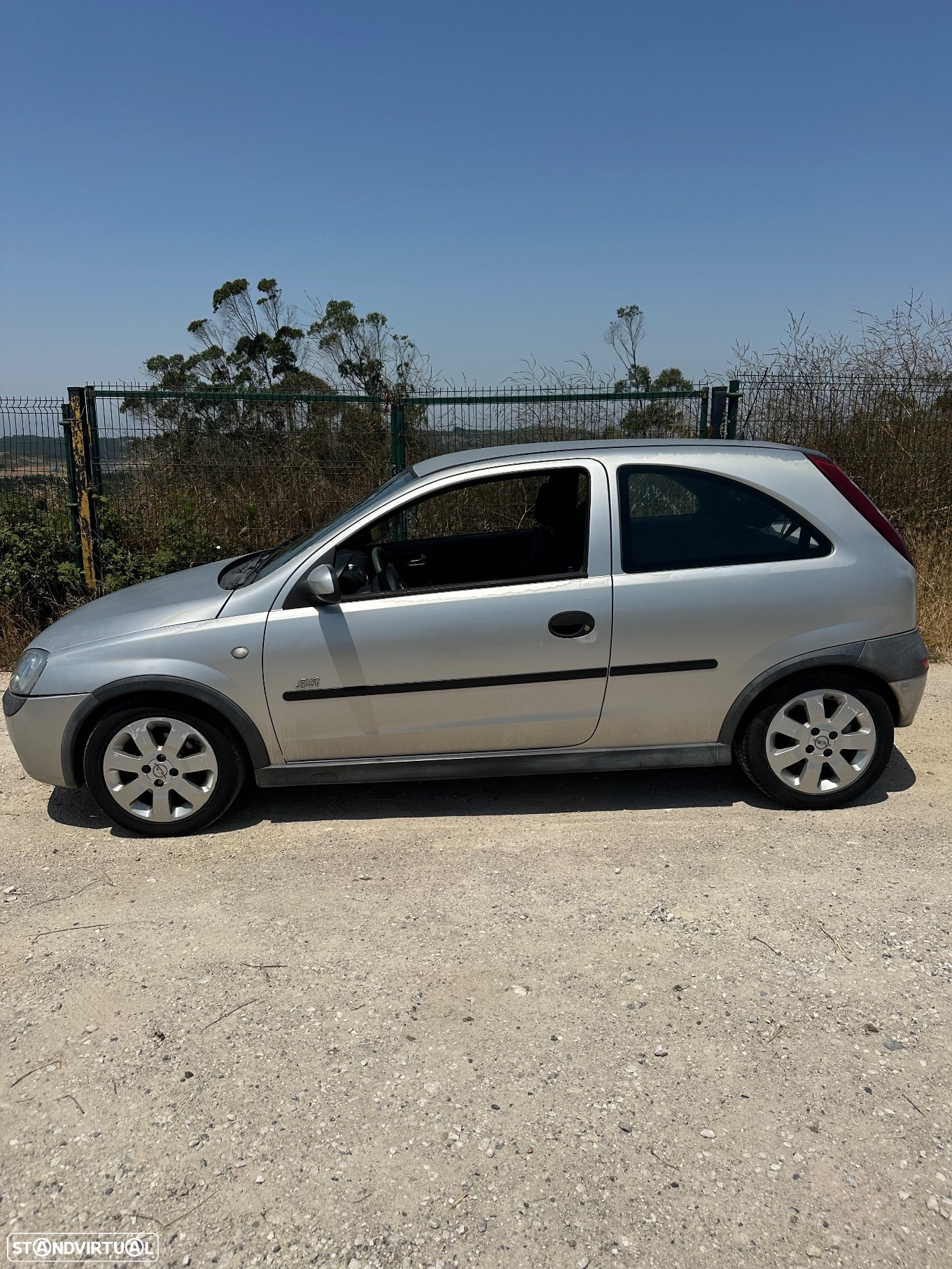 Opel Corsa 1.4 16V Sport - 2