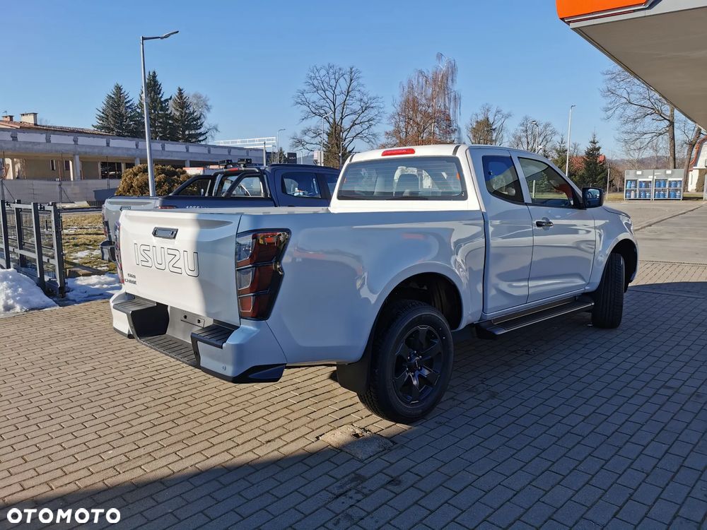 Isuzu D-Max 1.9 EC LSE - 4