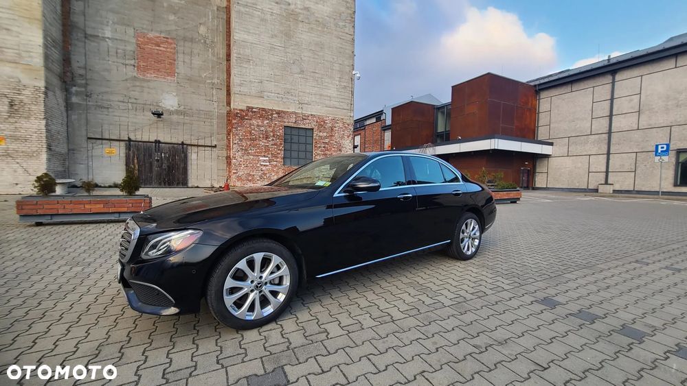 Mercedes-Benz Klasa E - 1