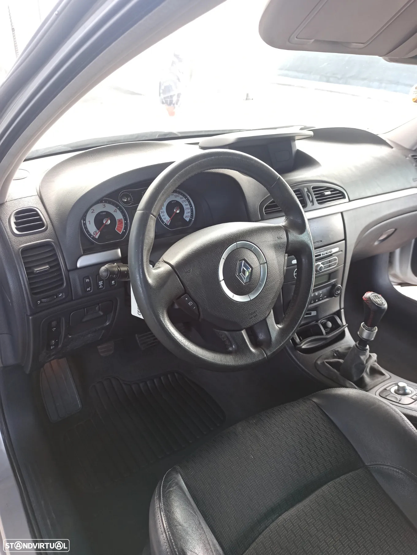 Renault Laguna - 25