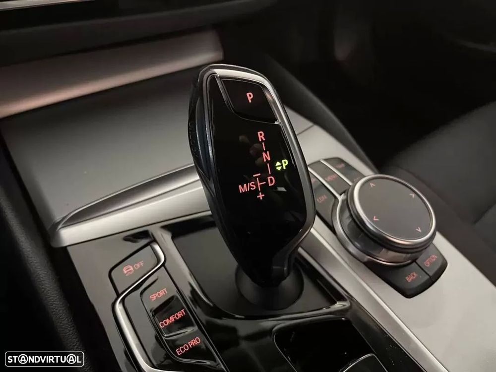 BMW 520 d Auto - 34