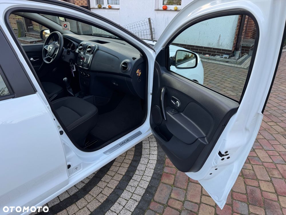 Dacia Sandero - 25