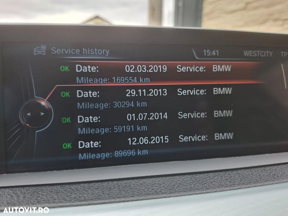 BMW Seria 3 320d Sport Line - 5