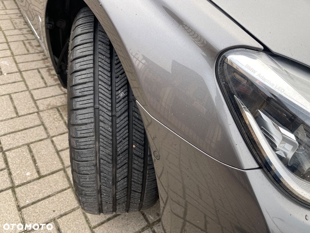 BMW Seria 7 750Li xDrive - 15