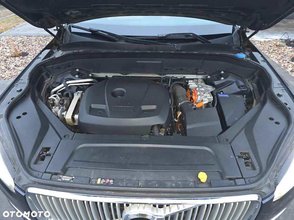 Volvo XC 90 - 31